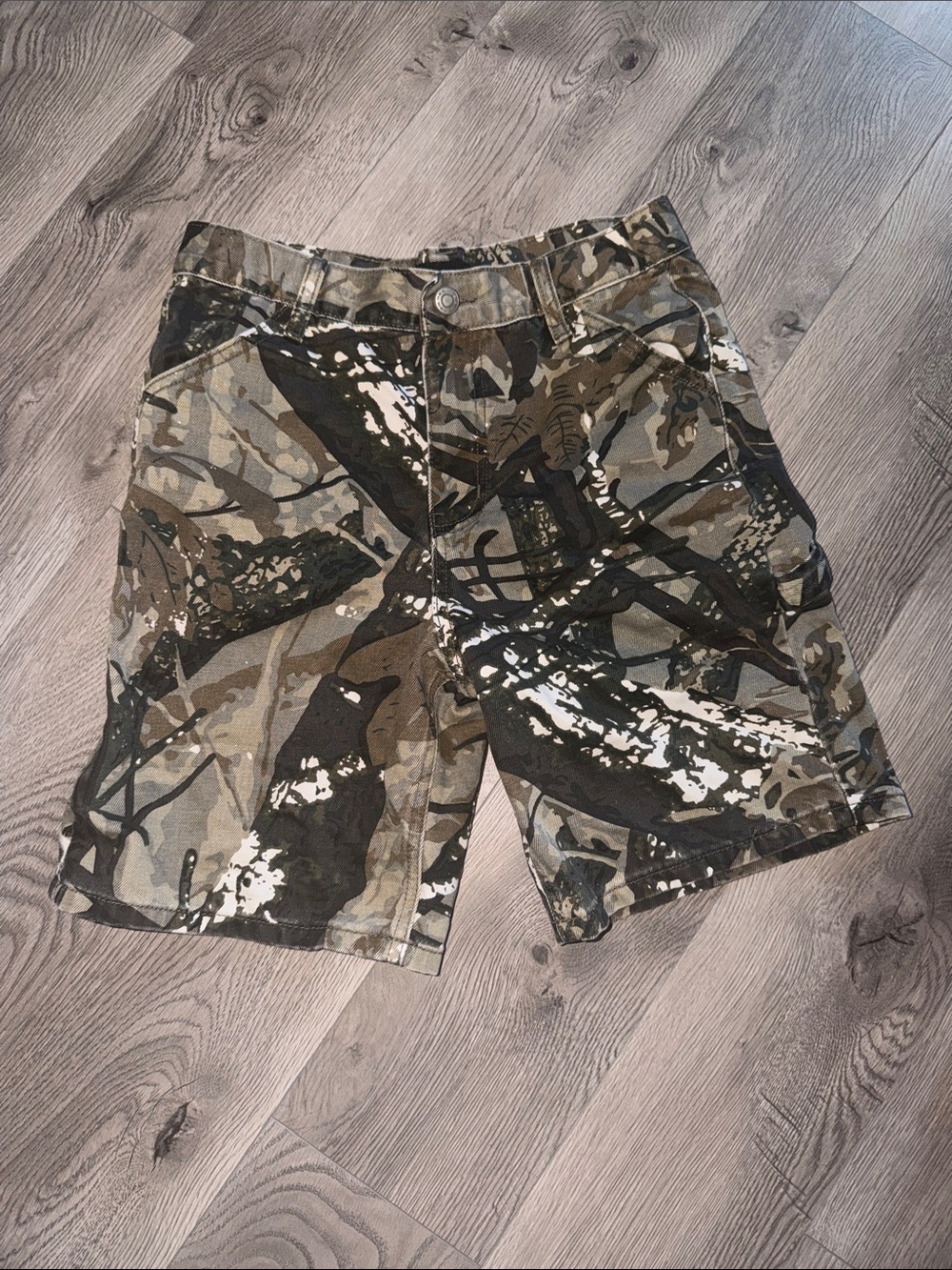 RSQ Camouflage Cargo Shorts in Green, Brown, Black